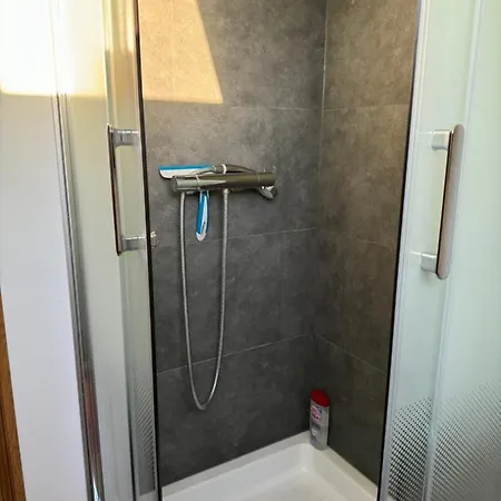 公寓 Laetitia Et Claude 里尔